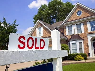 hiring a listing agent to sell your home